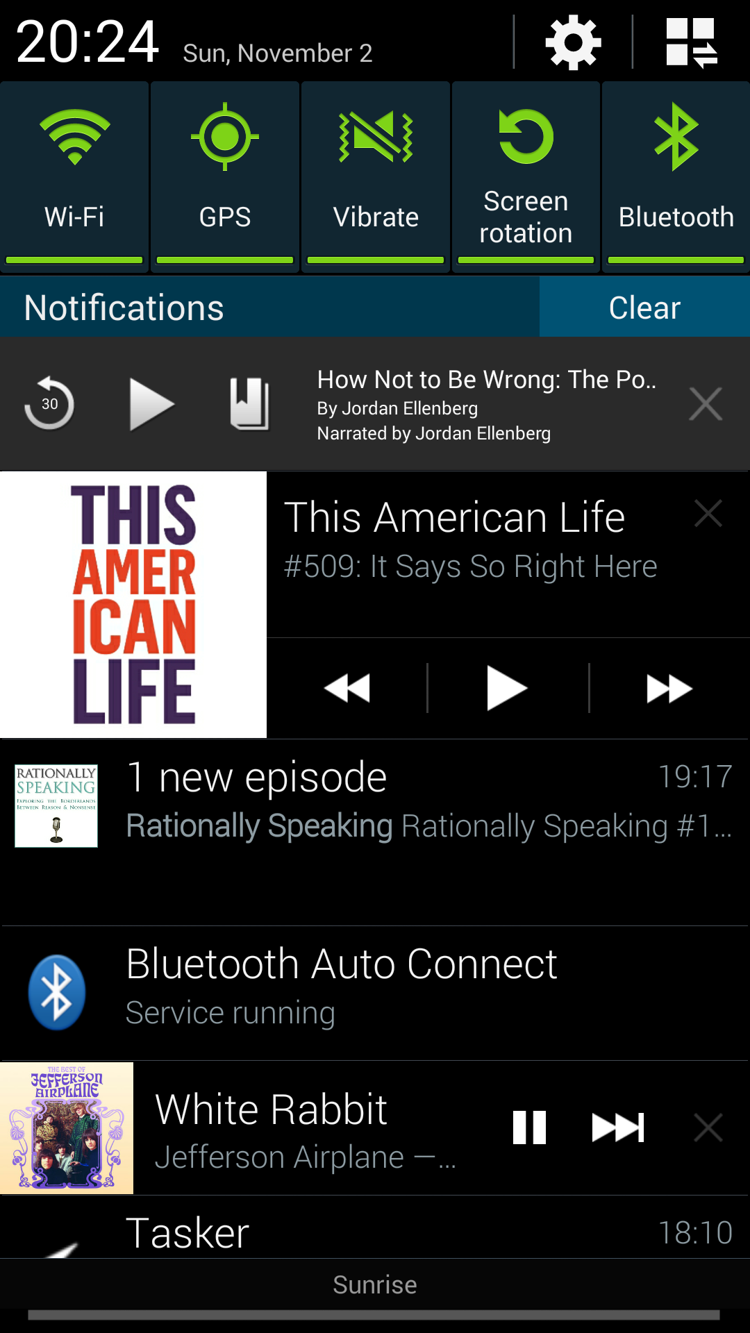 Notification overload, with lots of audio apps showing their controls in Android's notifications